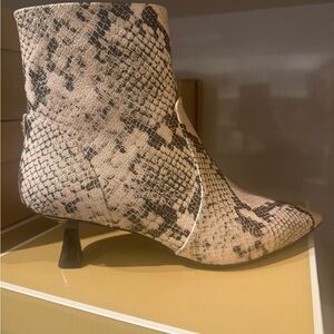 Michael Kors Collection Black and Cream Snakeskin Ankle Boots